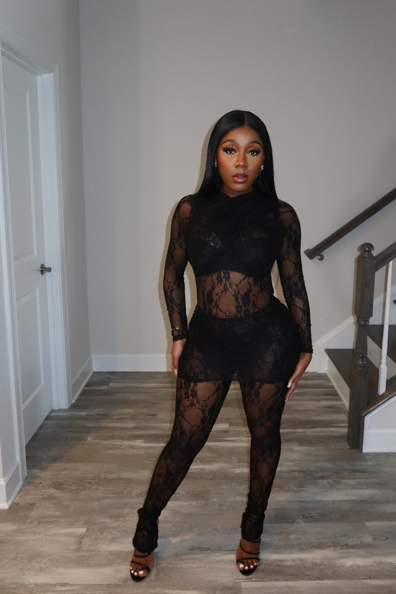 Lexi Lace Set – DEMULUXE