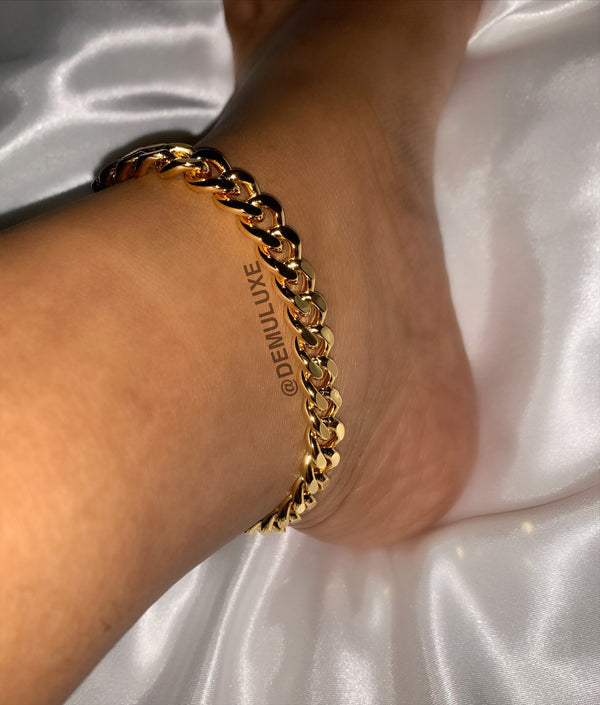 Chunky gold anklet